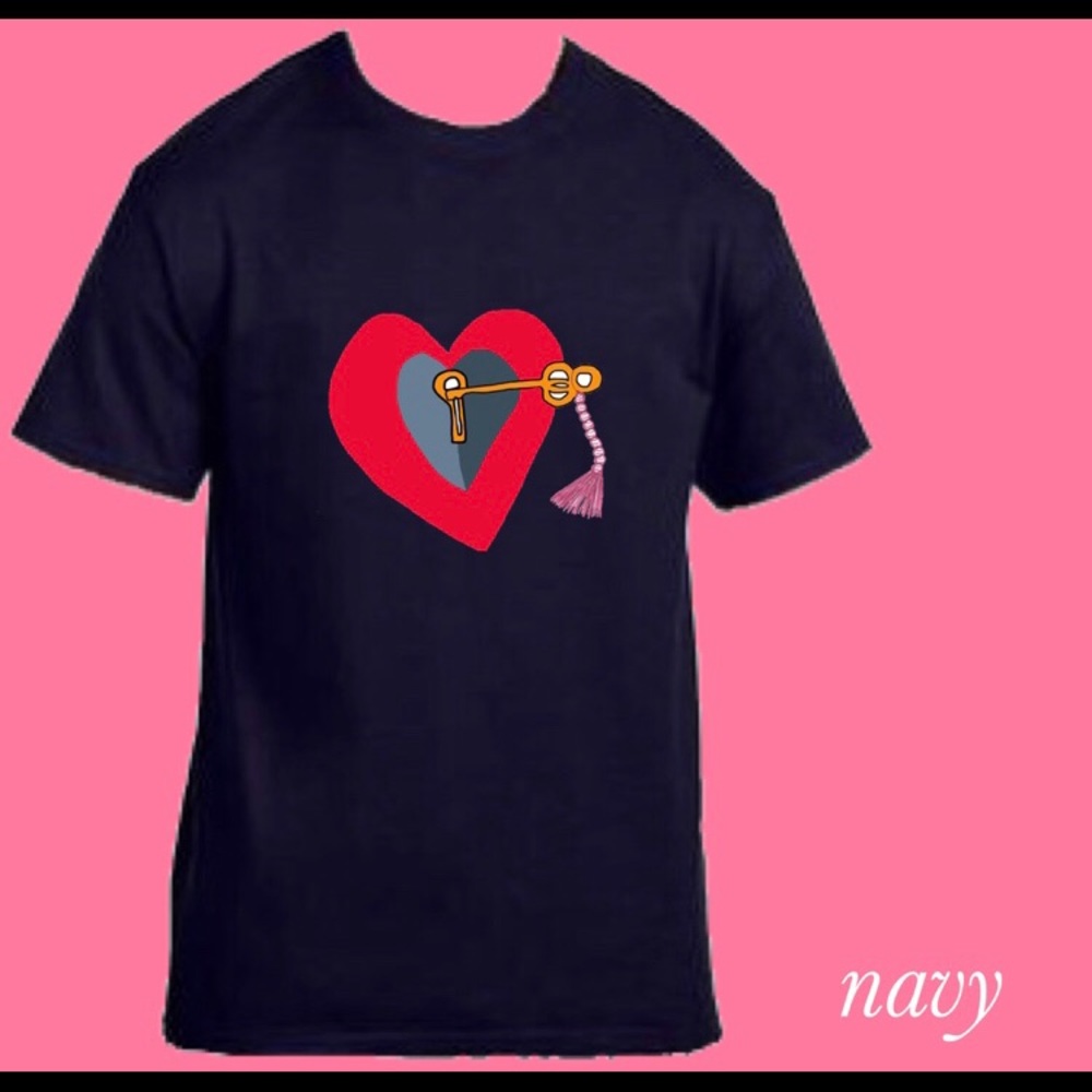 Fashion Custom Handmade Heart Keyed In T-shirts - Picture 10 of 11